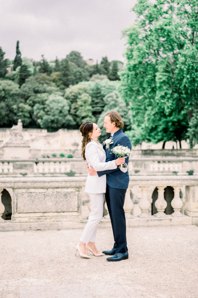 mariage a nimes jardins de la fontaine