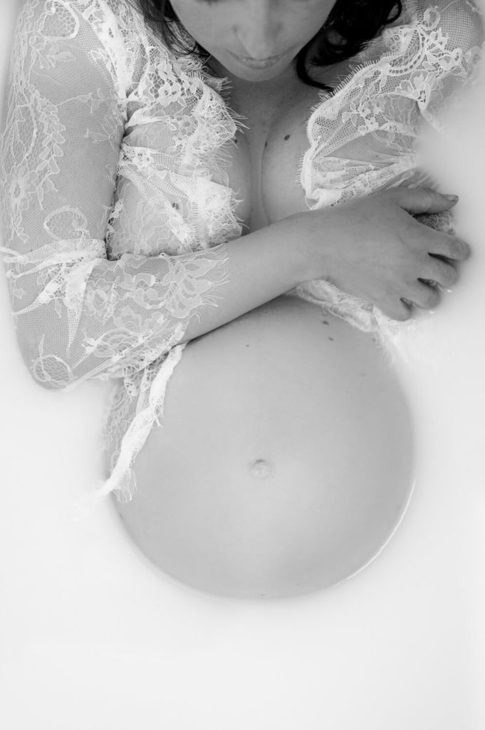 photo bain de lait grossesse
